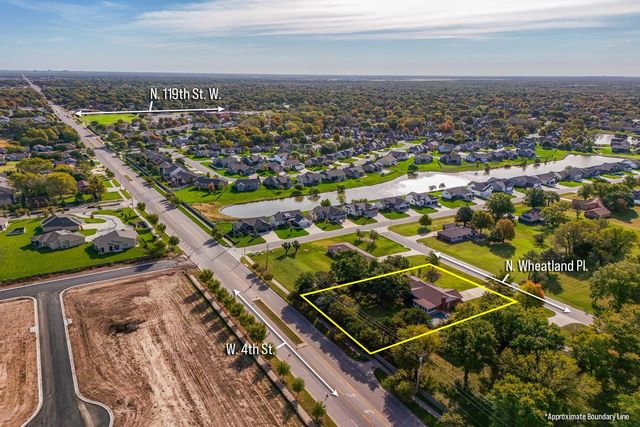 637 N Wheatland Pl, Wichita, KS 67235