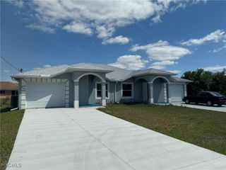 884 Alabama RD S, Lehigh Acres, FL 33974