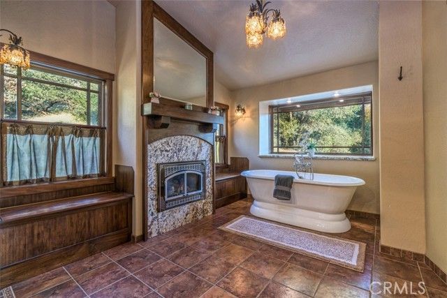 42203 Oak Lane, Oakhurst, CA 93644
