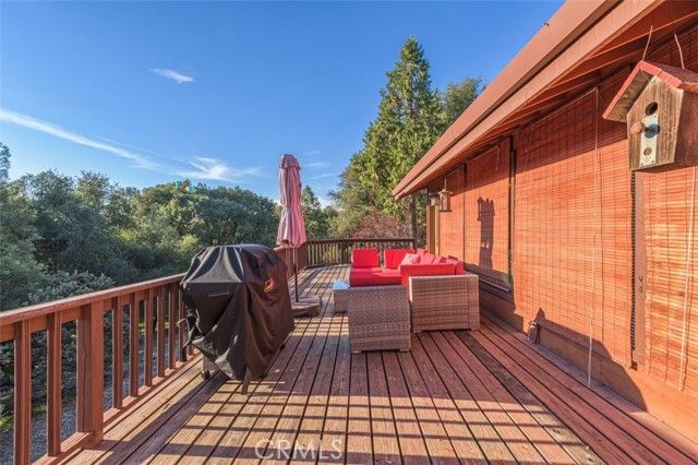 42203 Oak Lane, Oakhurst, CA 93644