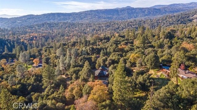 42203 Oak Lane, Oakhurst, CA 93644