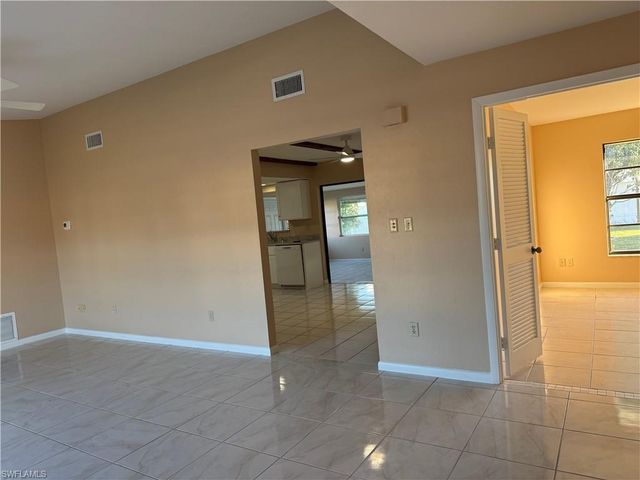 234 Oakside ST, Lehigh Acres, FL 33936