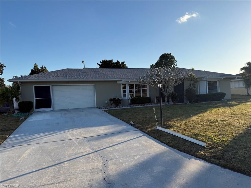 234 Oakside ST, Lehigh Acres, FL 33936