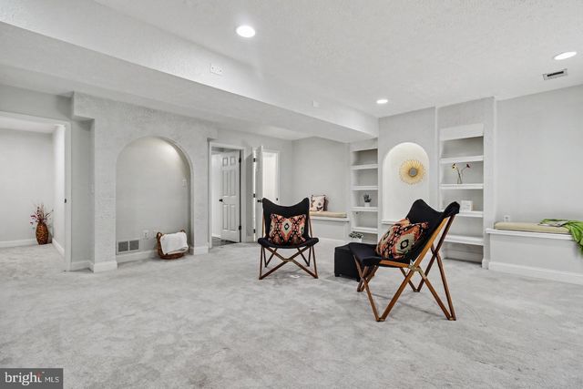318 KIMRICK, Lutherville Timonium, MD 21093