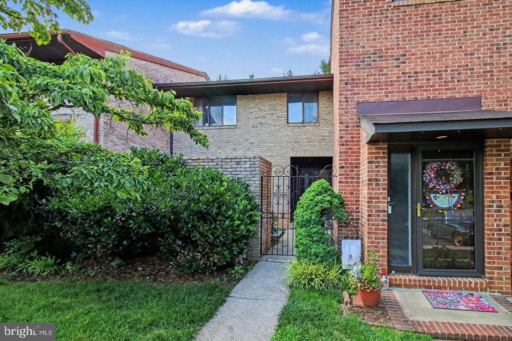 318 KIMRICK, Lutherville Timonium, MD 21093