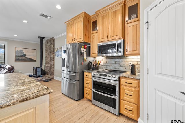 18345 CR 2142, Troup, TX 75789