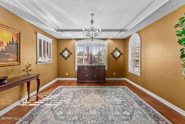 2000 PASEO DEL PRADO Drive, El Paso, TX 79936