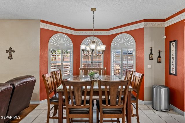 2000 PASEO DEL PRADO Drive, El Paso, TX 79936