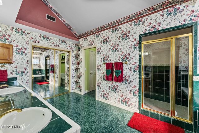 2000 PASEO DEL PRADO Drive, El Paso, TX 79936