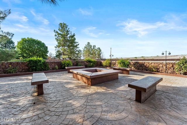 2000 PASEO DEL PRADO Drive, El Paso, TX 79936