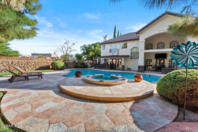 2000 PASEO DEL PRADO Drive, El Paso, TX 79936