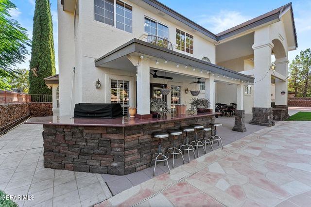 2000 PASEO DEL PRADO Drive, El Paso, TX 79936