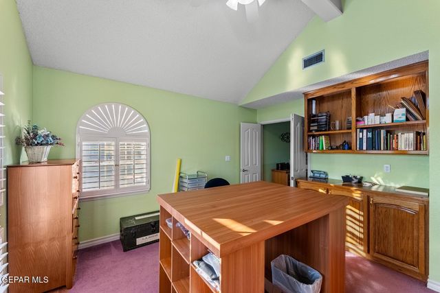 2000 PASEO DEL PRADO Drive, El Paso, TX 79936