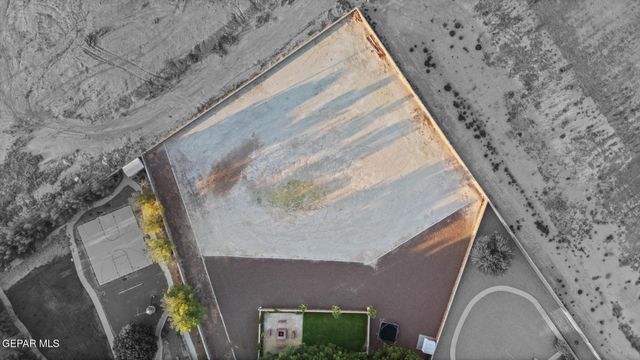 2000 PASEO DEL PRADO Drive, El Paso, TX 79936