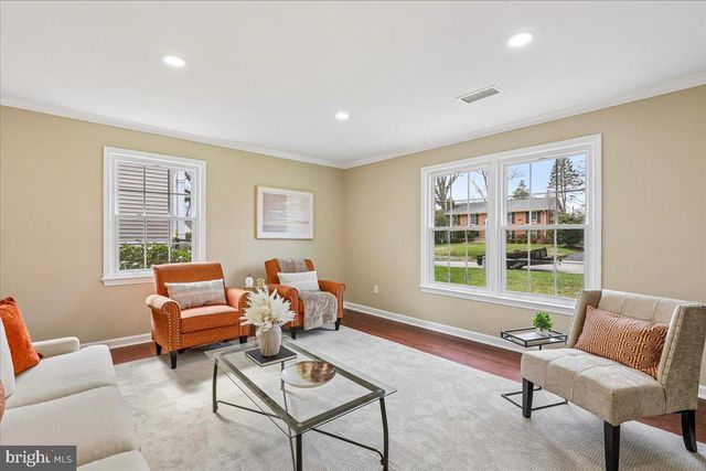 8407 STOCKADE DR, Alexandria, VA 22308