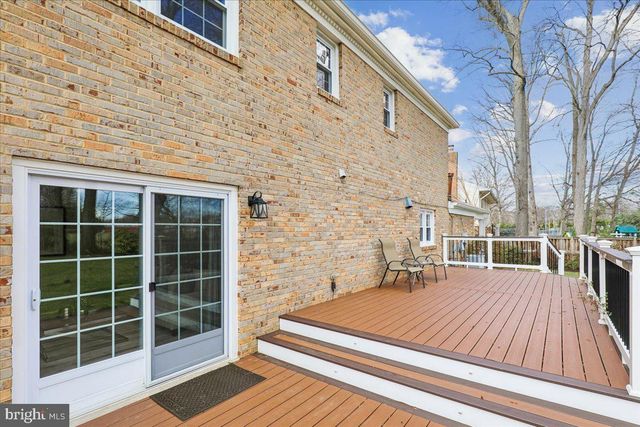 8407 STOCKADE DR, Alexandria, VA 22308