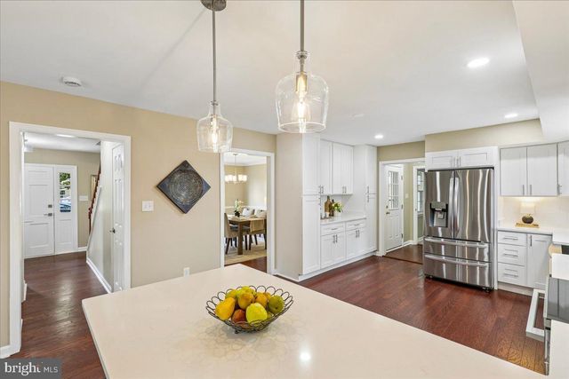 8407 STOCKADE DR, Alexandria, VA 22308