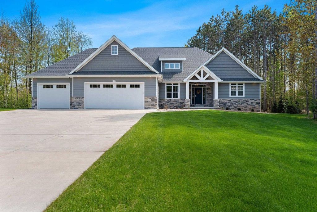 6673 AUTUMN BLAZE TRAIL, Sobieski, WI 54171