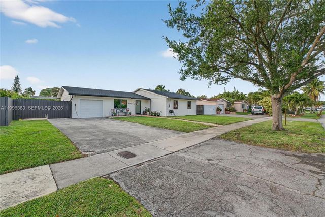 13441 SW 74th St 0, Miami, FL 33183