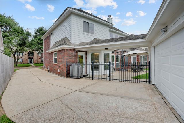 4430 Balboa Drive, Sugar Land, TX 77479