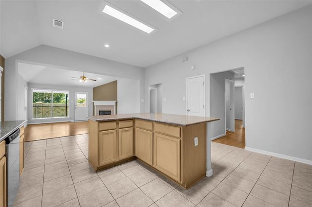 4109 Oak Point Drive, Pearland, TX 77581