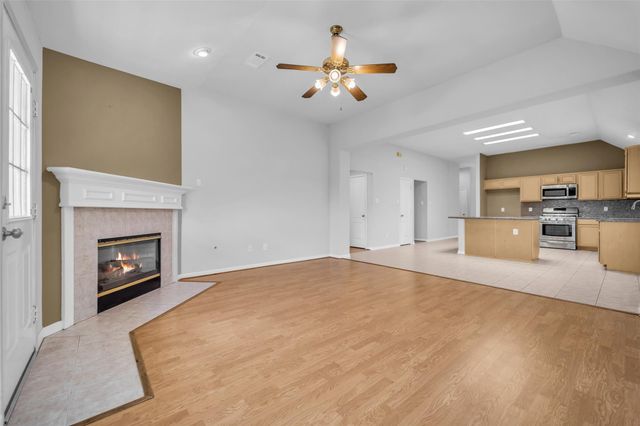 4109 Oak Point Drive, Pearland, TX 77581