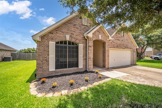 4109 Oak Point Drive, Pearland, TX 77581
