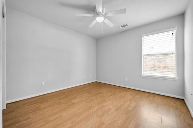 4109 Oak Point Drive, Pearland, TX 77581