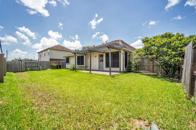 4109 Oak Point Drive, Pearland, TX 77581