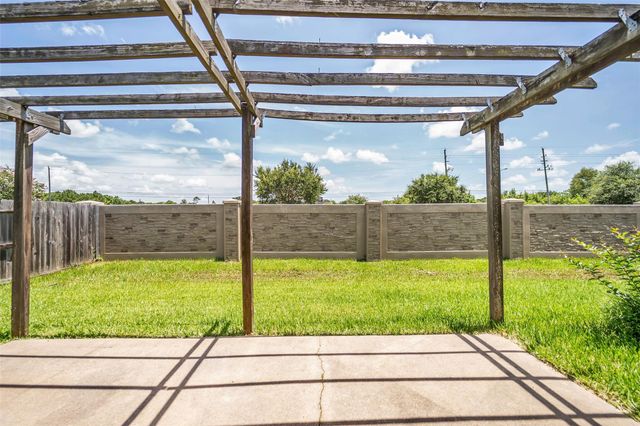 4109 Oak Point Drive, Pearland, TX 77581