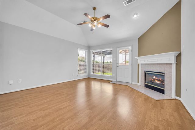 4109 Oak Point Drive, Pearland, TX 77581