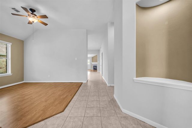 4109 Oak Point Drive, Pearland, TX 77581