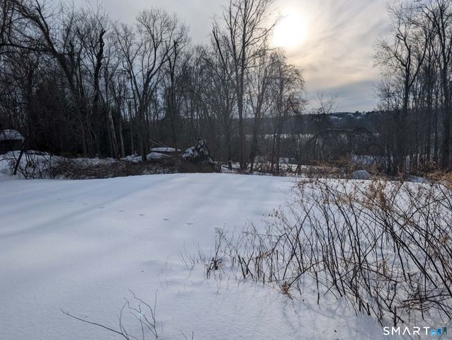 14 Wilkes Road, Danbury, CT 06811