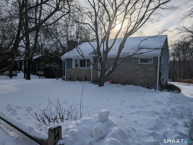 14 Wilkes Road, Danbury, CT 06811