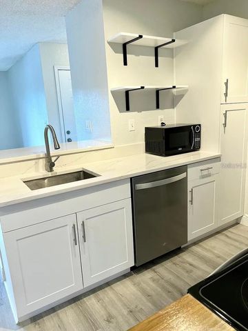 10263 GANDY BOULEVARD N 311, St Petersburg, FL 33702