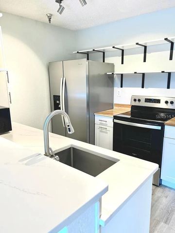 10263 GANDY BOULEVARD N 311, St Petersburg, FL 33702