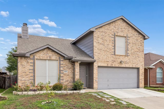 9087 River Falls Drive, Fort Worth, TX 76118
