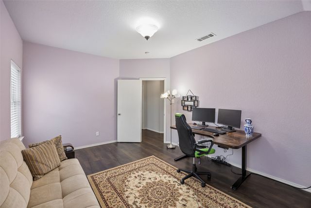 9087 River Falls Drive, Fort Worth, TX 76118