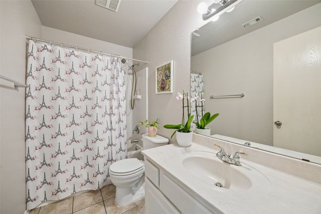 9087 River Falls Drive, Fort Worth, TX 76118
