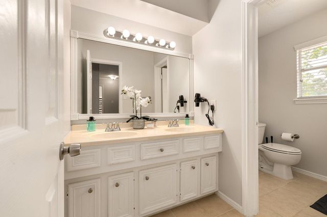 522 River Plantation Drive, Conroe, TX 77302