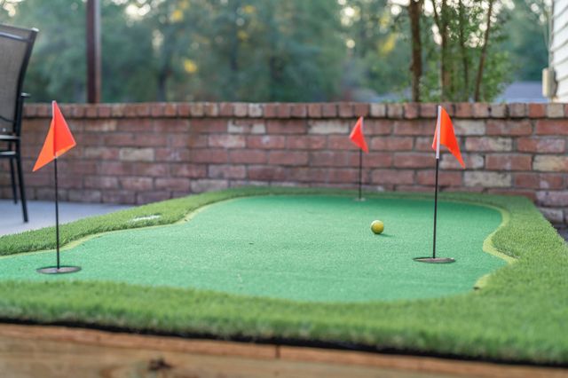 522 River Plantation Drive, Conroe, TX 77302