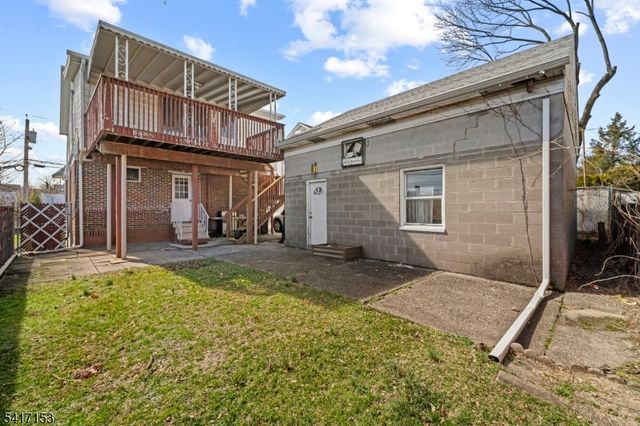 108 Jefferson Pl, Totowa Boro, NJ 07512