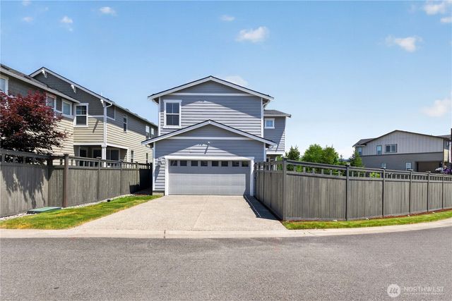 32831 Ten Trails Parkway SE, Black Diamond, WA 98010