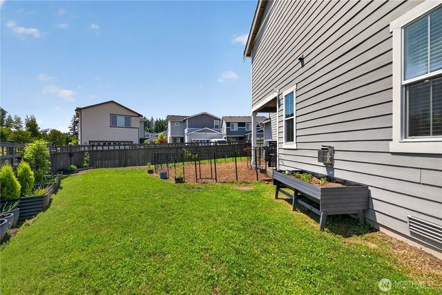 32831 Ten Trails Parkway SE, Black Diamond, WA 98010