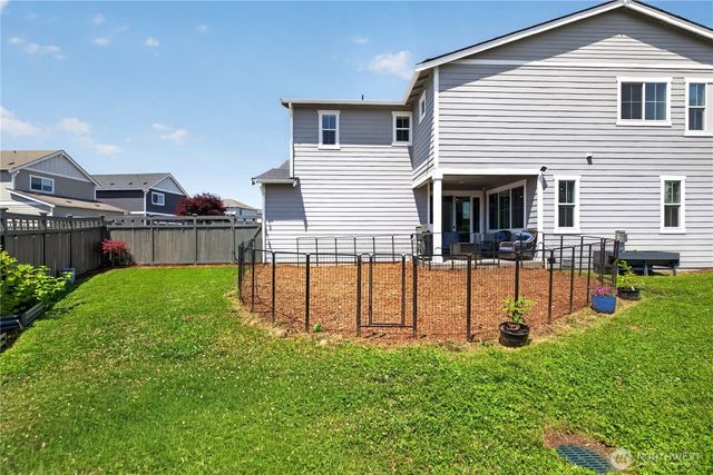 32831 Ten Trails Parkway SE, Black Diamond, WA 98010