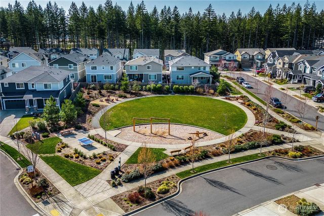 32831 Ten Trails Parkway SE, Black Diamond, WA 98010