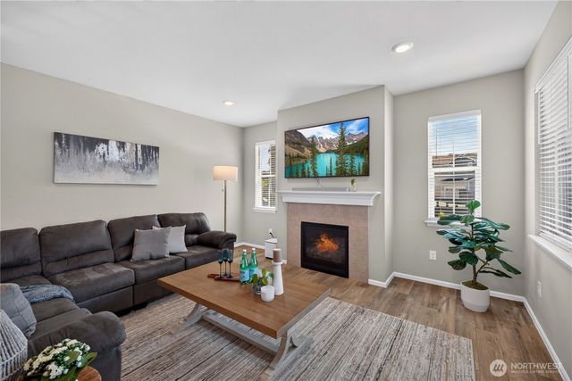 32831 Ten Trails Parkway SE, Black Diamond, WA 98010