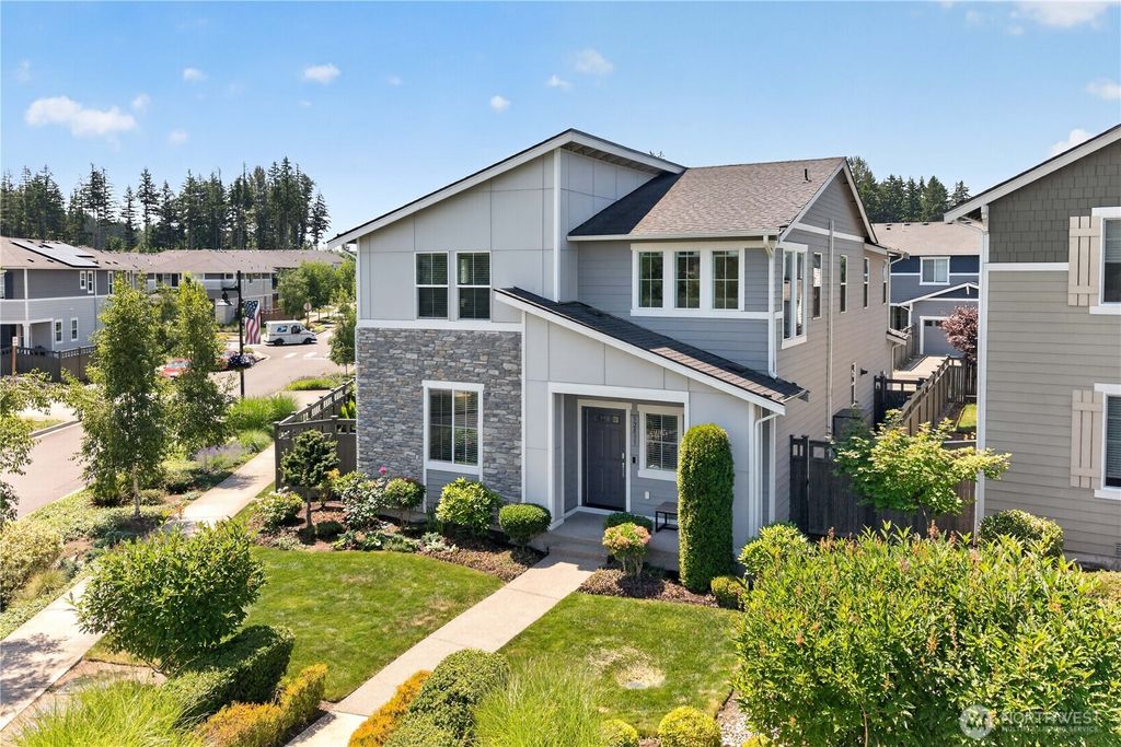 32831 Ten Trails Parkway SE, Black Diamond, WA 98010
