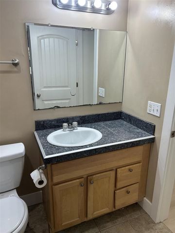 864 Carrier Creek Boulevard, Grand Rapids, MI 49503