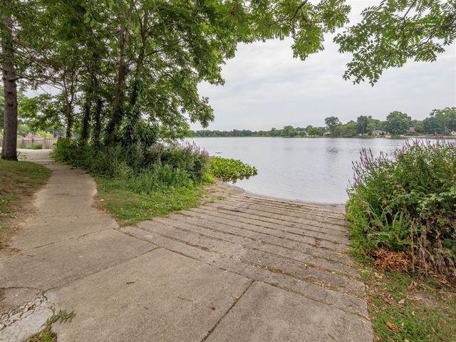 350 Frakes Street, Vicksburg, MI 49097